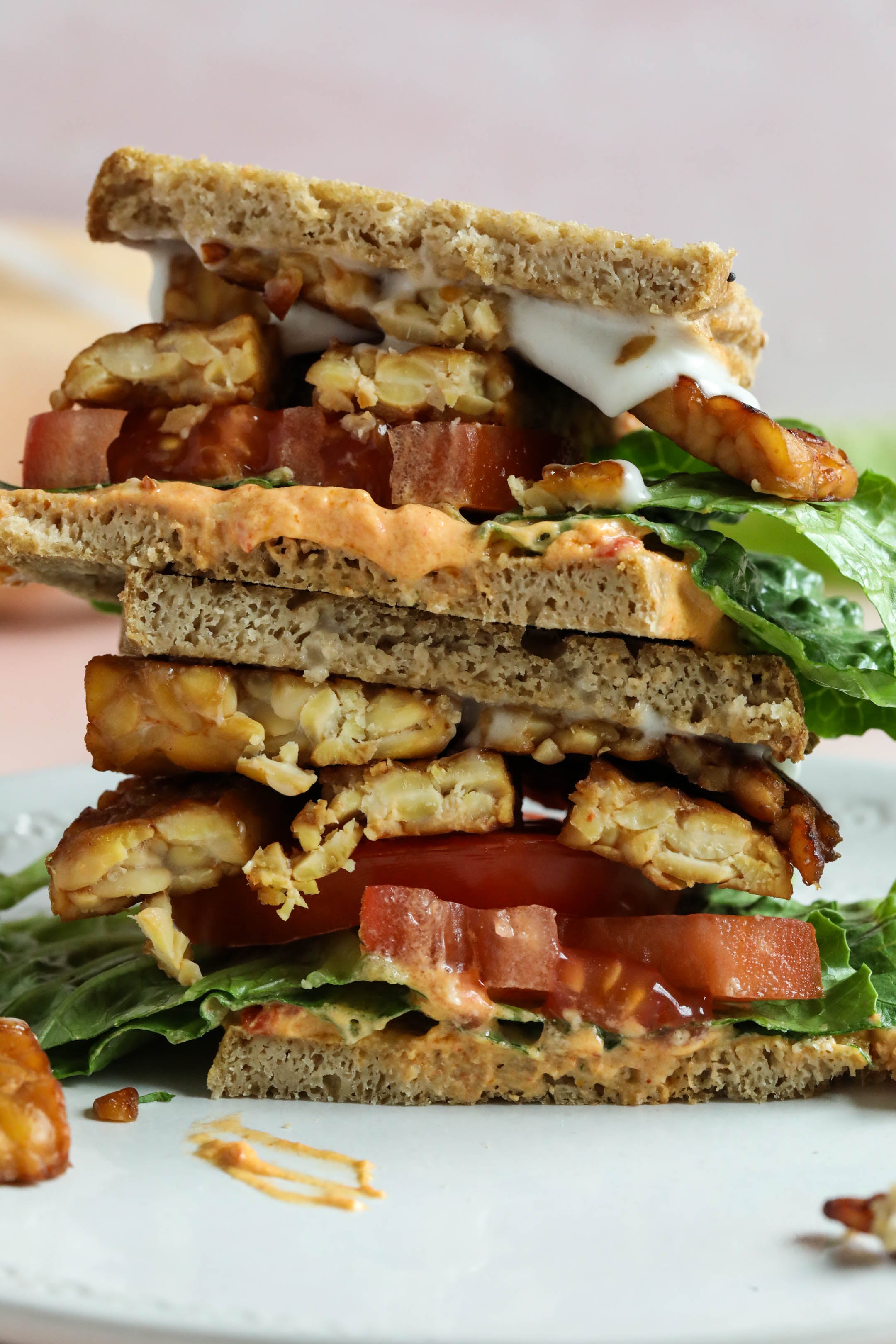 Easy Cheesy Vegan BLT with Crispy Tempeh Bacon – Darë Vegan Cheese