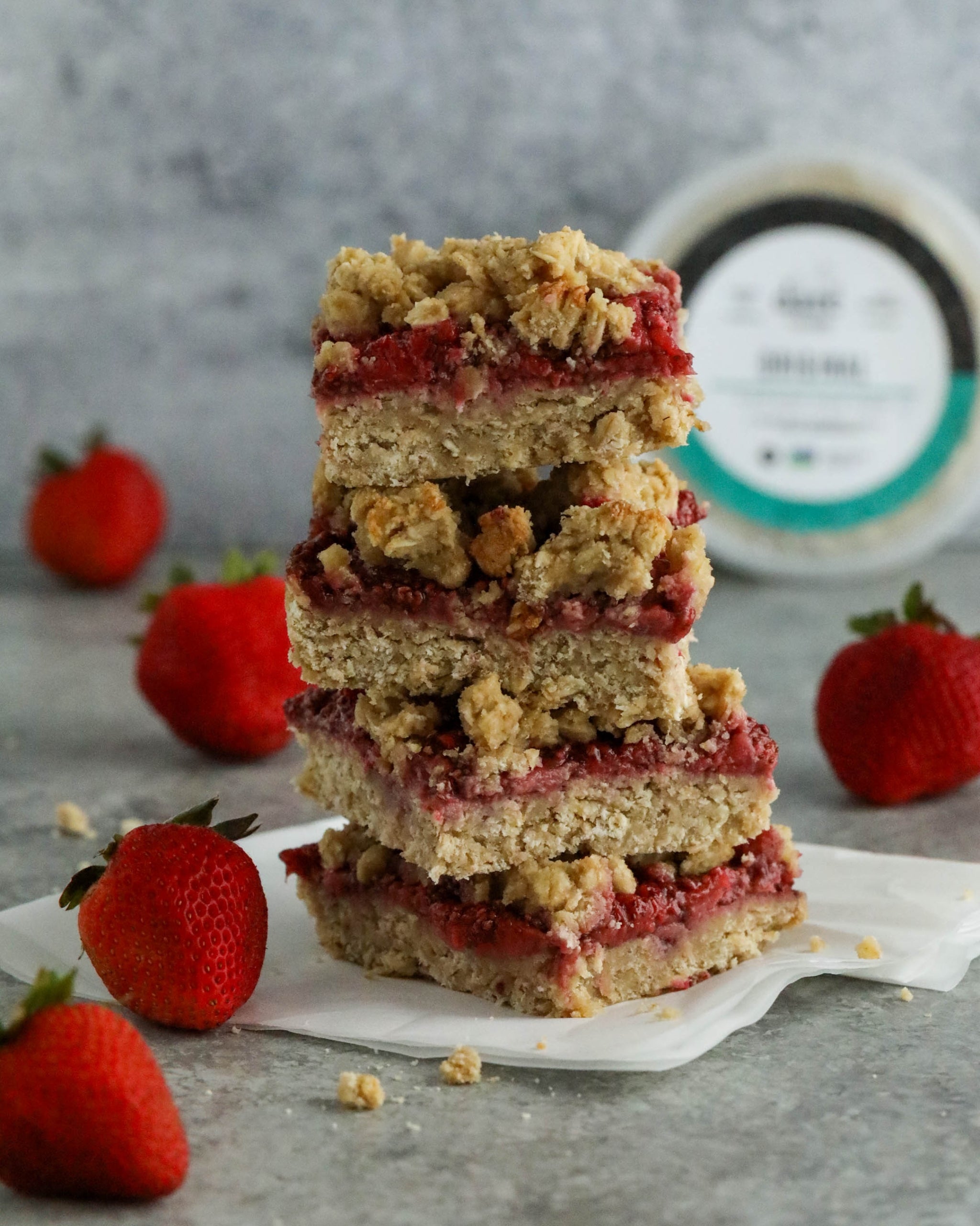 Strawberry Oatmeal Bars