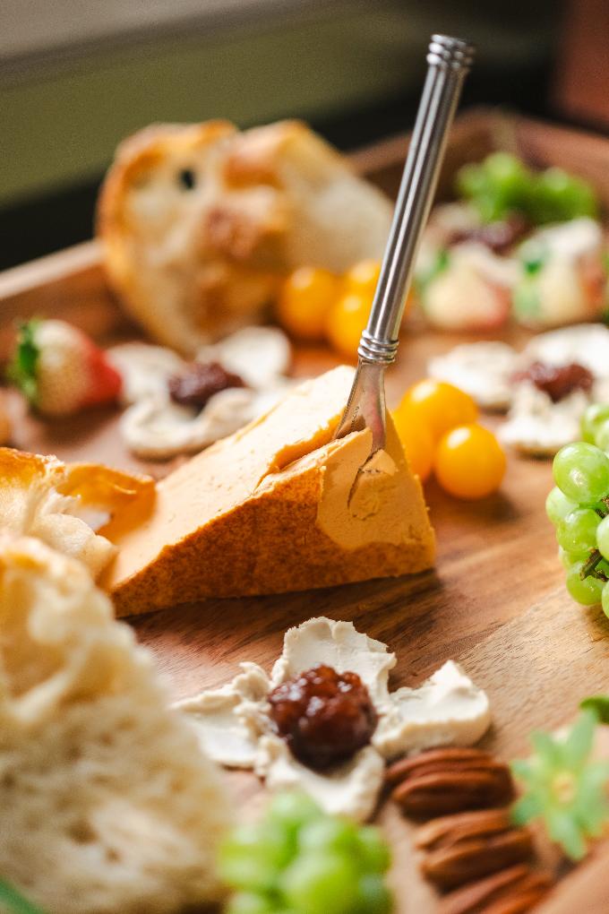 lactose free cheddar cheese wedge